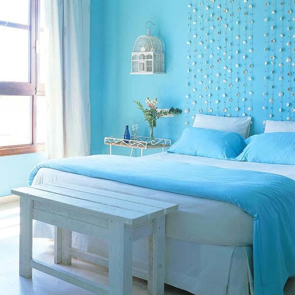цвет в интерьере спальни, голубые оттенки 